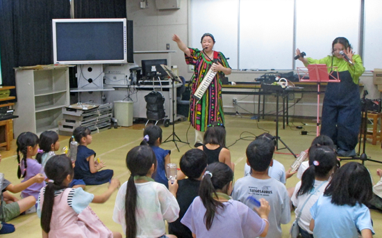 「音楽であそぼう」楽器演奏